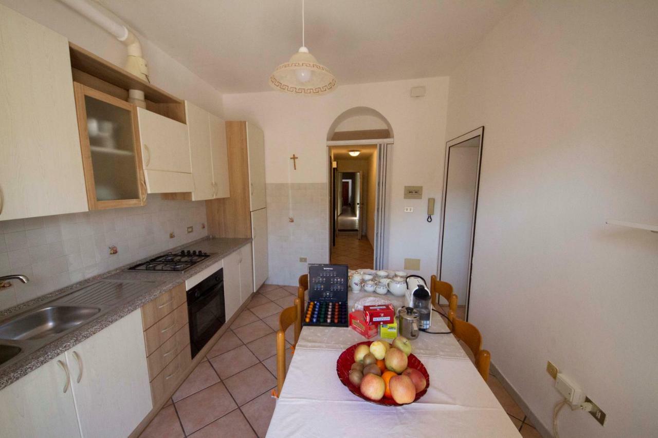 Bed & Breakfast Porta Santi Cesena Exterior foto